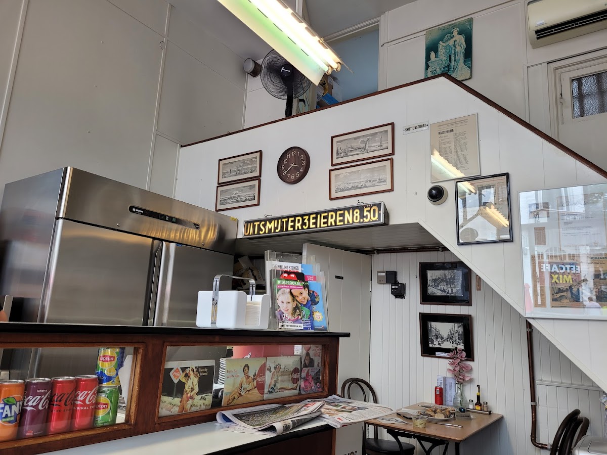 Cafetaria Vuurens🍟 - 5